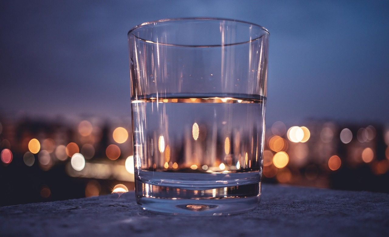 glass, water, reflex, desktop backgrounds, reflection, nature wallpaper, wallpaper hd, drink, beautiful wallpaper, bokeh, city, lights, night sky, beautiful nature, clear, laptop wallpaper, transparent, hydration, 4k wallpaper, wallpaper 4k, abstract, background, windows wallpaper, cool backgrounds, wallpaper, health, mac wallpaper, drinking, sky, night, blur, optic, 4k wallpaper 1920x1080, psychology, full hd wallpaper, half, sky background, crystal, free background, empty, blurred background, full, hd wallpaper, nature background, nature, blue health, free wallpaper, blue glass, blue glasses, blue bokeh, blue psychology